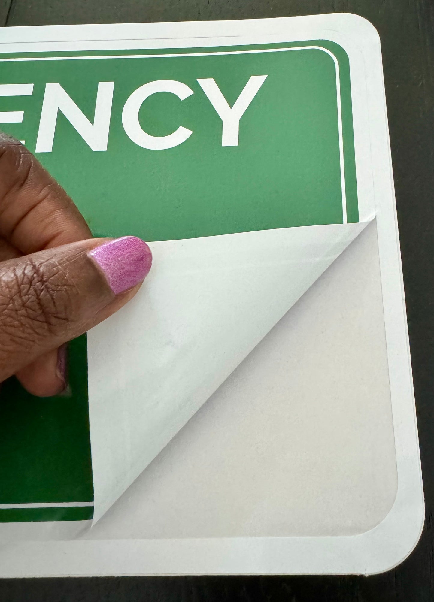 Exit sticker emergency sticker | Nooduitgang pijl naar beneden