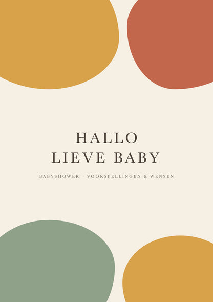 Voorkant abstracte babyshower invulkaart met organische vlakken in oker, terracotta en salie