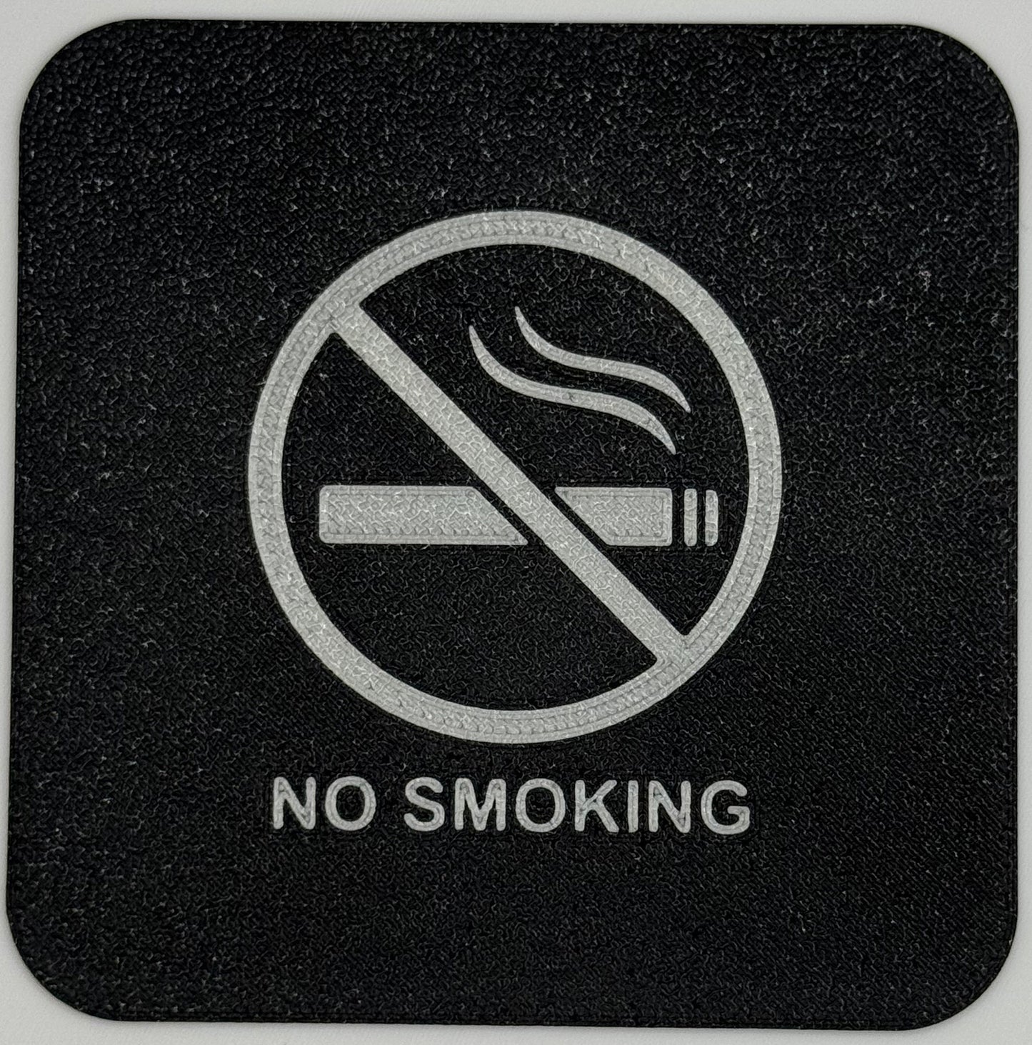 2x Verboden te roken bordjes | No Smoking | 10 cm vierkant 2 mm dik | PLA Bio Plastic | Zwart Zilver