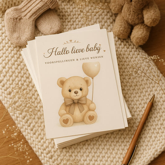 Babyshower invulkaarten met beertje op een gebreide deken met babysokjes, knuffel en pen